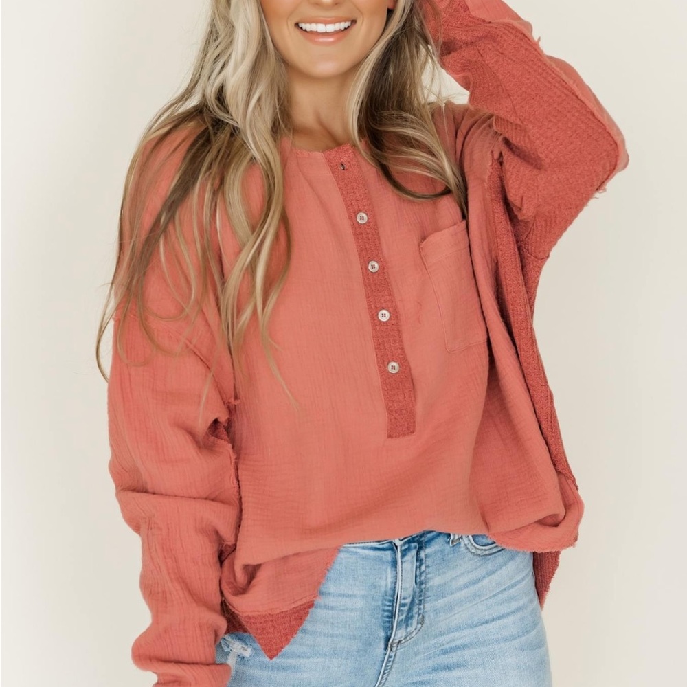 AEMI & Co Oversized Top Casual Boho Look - Picture 2 of 2